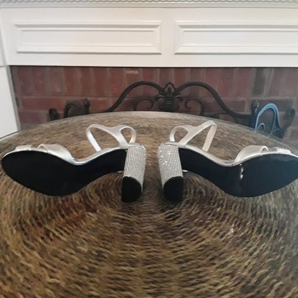 Caparros Shoes - Picture 4 of 4